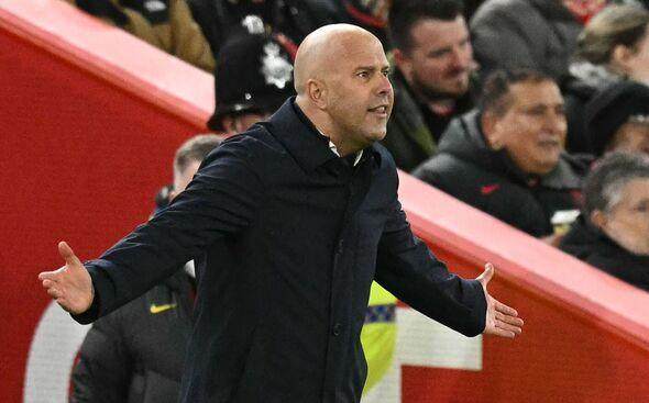 竞彩足球推荐-斯洛特:我们10人作战 球员们已经表现得很好了