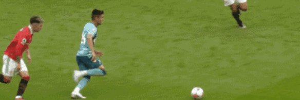 足球比分-滕哈赫不满判罚：尺度反复无常，标准究竟何在？